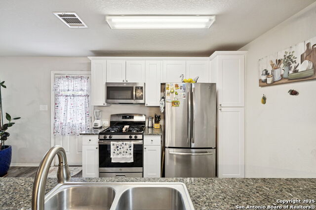 Image 23 of 52 For 6915 Gino Valley