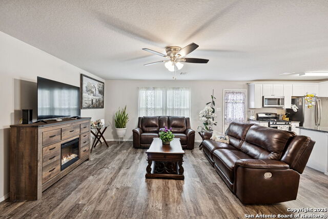 Image 9 of 52 For 6915 Gino Valley