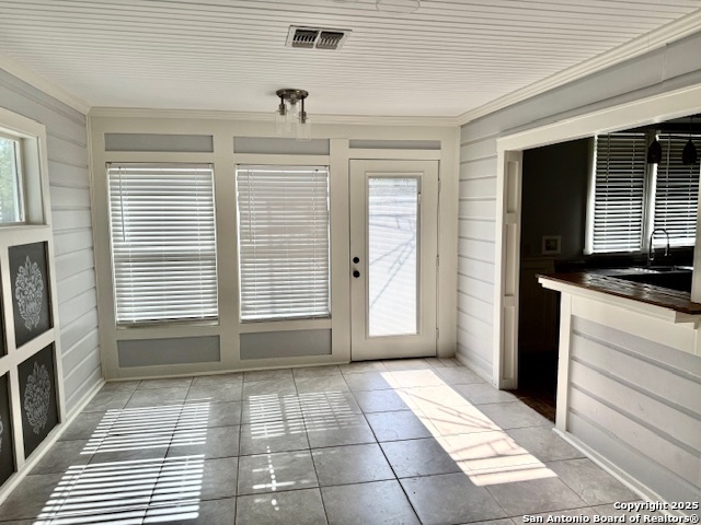 Image 8 of 14 For 1410 Bowie E