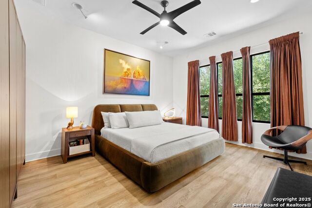 Image 21 of 43 For 730 Josephine St E