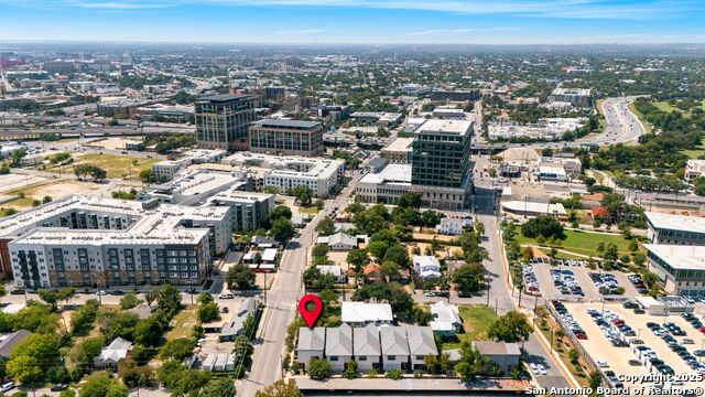 Image 37 of 43 For 730 Josephine St E