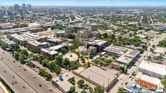 Image 38 of 43 For 730 Josephine St E