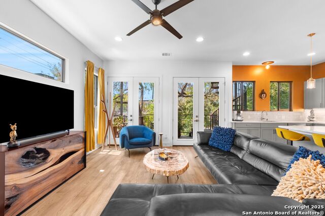 Image 8 of 43 For 730 Josephine St E