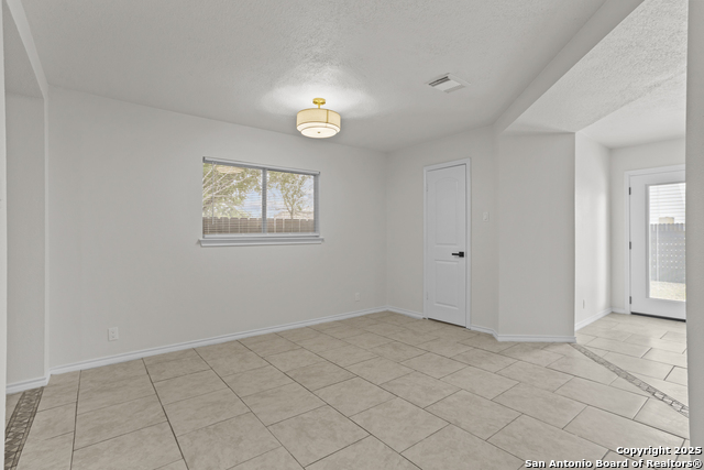 Image 22 of 35 For 10018 Ink Wells