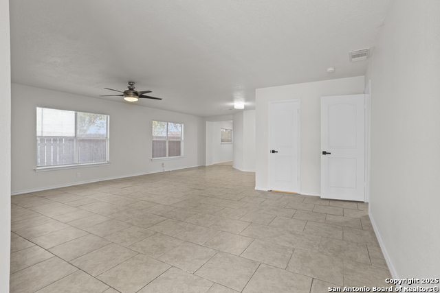 Image 6 of 35 For 10018 Ink Wells