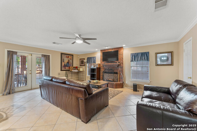 Image 27 of 38 For 2821 Lotus