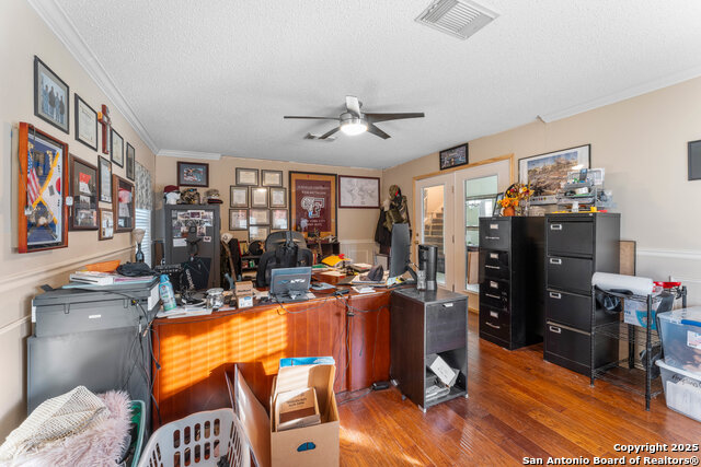 Image 31 of 38 For 2821 Lotus