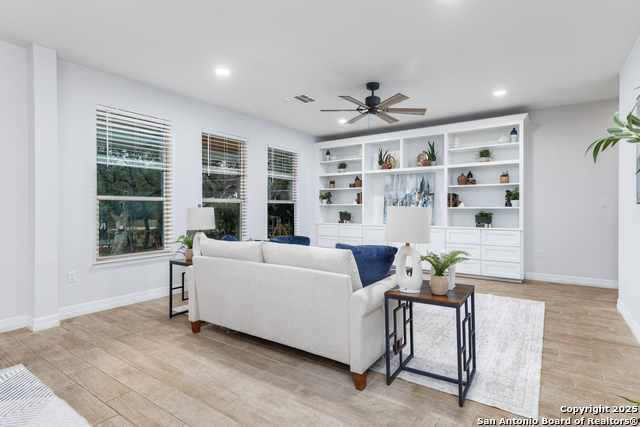 Image 10 of 51 For 3760 Ridgeway Dr