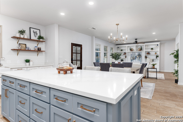 Image 16 of 51 For 3760 Ridgeway Dr