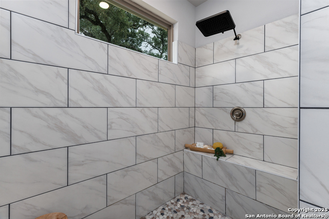 Image 24 of 51 For 3760 Ridgeway Dr