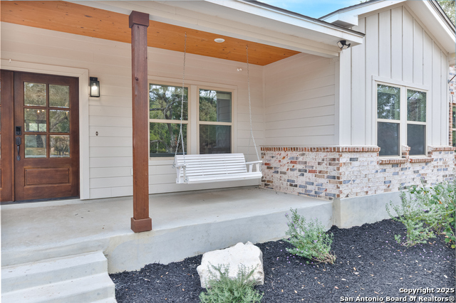 Image 8 of 51 For 3760 Ridgeway Dr