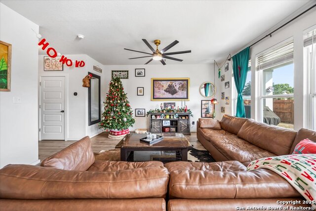 Image 10 of 39 For 4710 Audubon