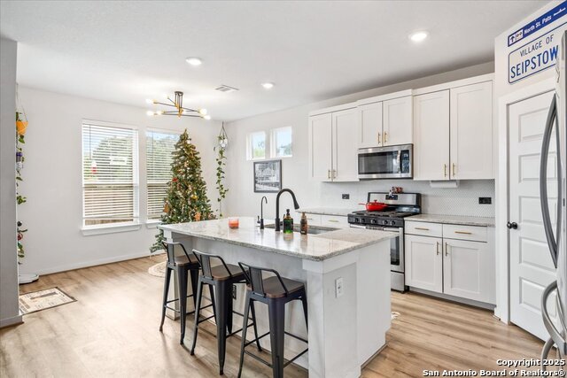 Image 11 of 39 For 4710 Audubon