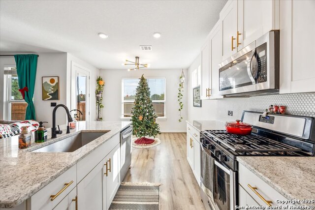 Image 14 of 39 For 4710 Audubon