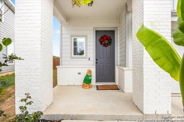 Image 3 of 39 For 4710 Audubon