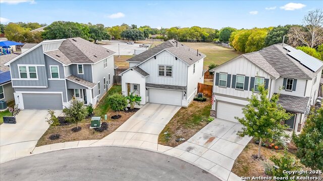 Image 32 of 39 For 4710 Audubon