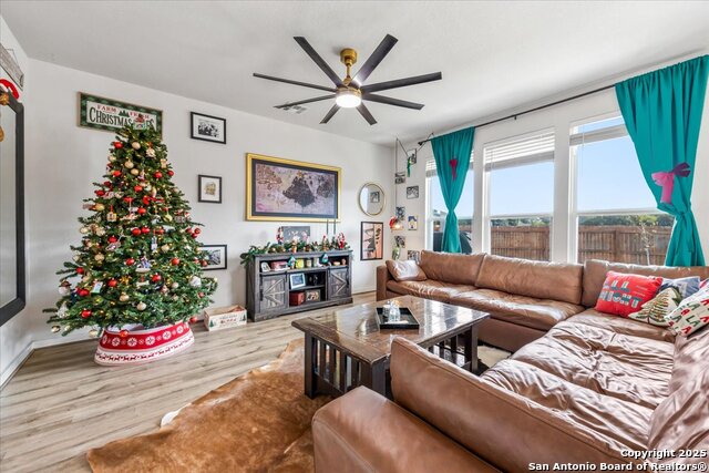 Image 9 of 39 For 4710 Audubon