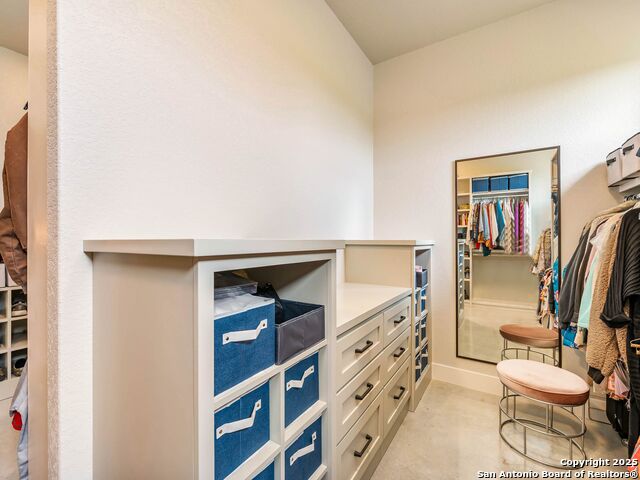 Image 34 of 56 For 497 Cypress Falls