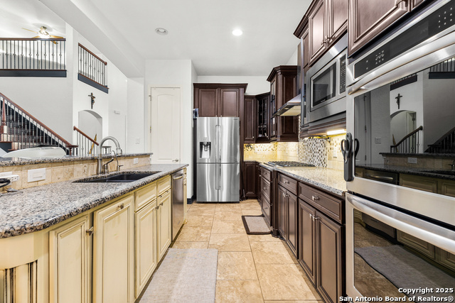 Image 7 of 29 For 2426 Dunmore Hill