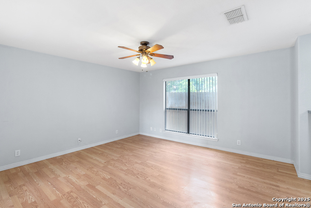 Image 11 of 25 For 15103 Kamary