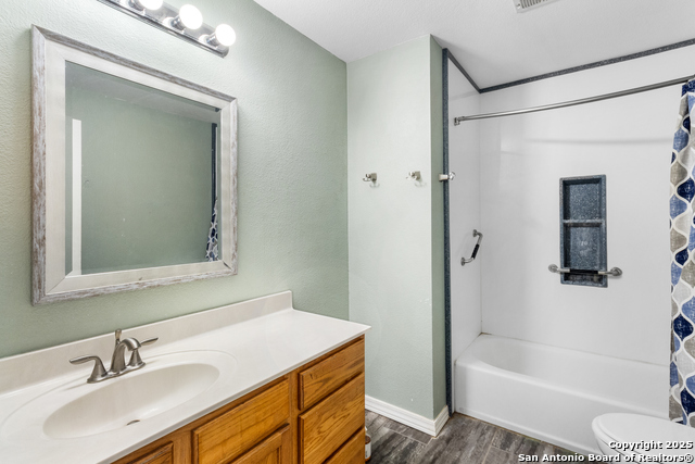 Image 15 of 25 For 15103 Kamary