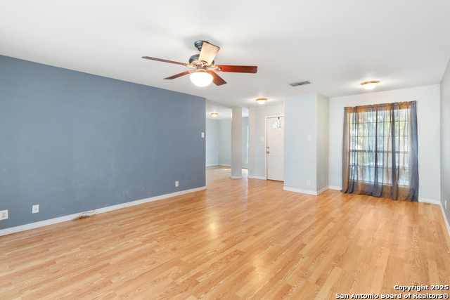 Image 6 of 25 For 15103 Kamary