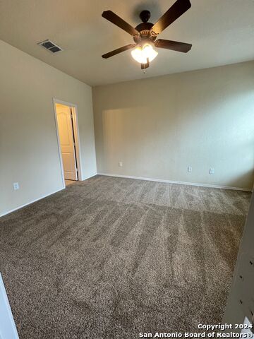 Image 25 of 35 For 713-717 Creekside Cir