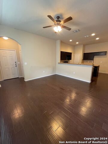Image 4 of 35 For 713-717 Creekside Cir