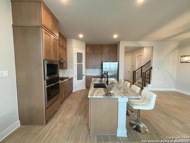 Image 7 of 19 For 20675 Huebner  # 525