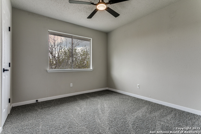 Image 19 of 25 For 14923 Eagle Run