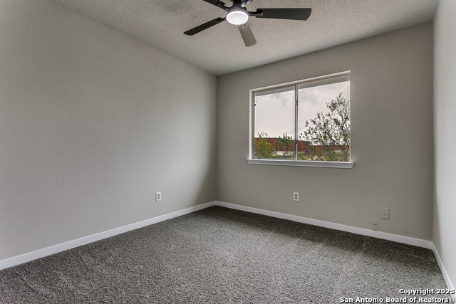 Image 20 of 25 For 14923 Eagle Run