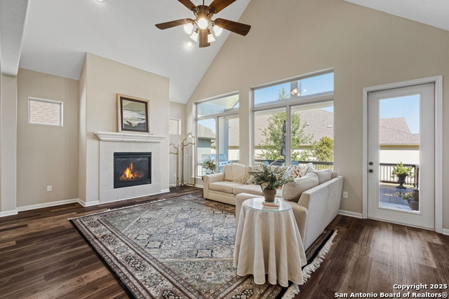 Image 15 of 29 For 105 Gaucho  