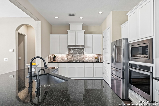 Image 7 of 29 For 105 Gaucho  