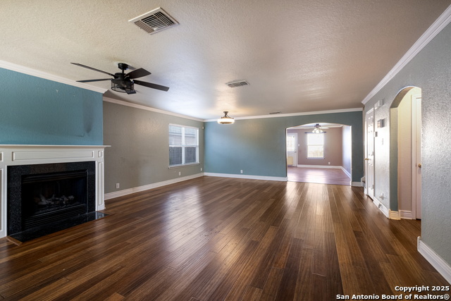 Image 4 of 31 For 2118 Opelousas