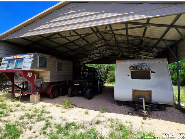 Listing photo id 8 for 2033 Sd # 45670