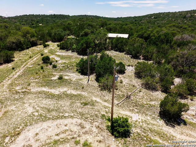 Listing photo id 13 for 2033 Sd # 45670