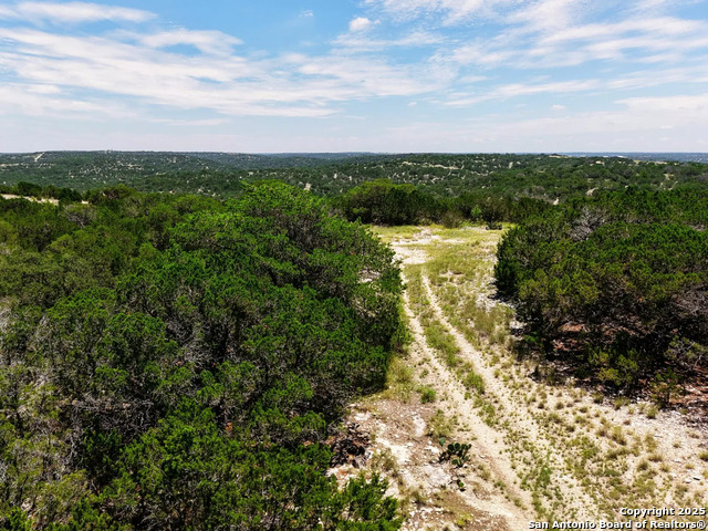 Listing photo id 4 for 2033 Sd # 45670