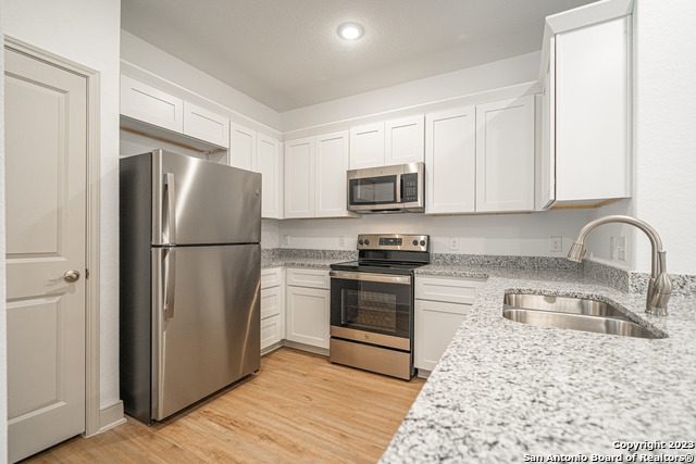 Image 11 of 24 For 7519 Gramercy 102