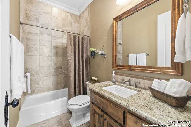 Listing photo id 17 for 150 St Andrews Loop E