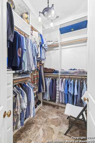 Listing photo id 24 for 150 St Andrews Loop E