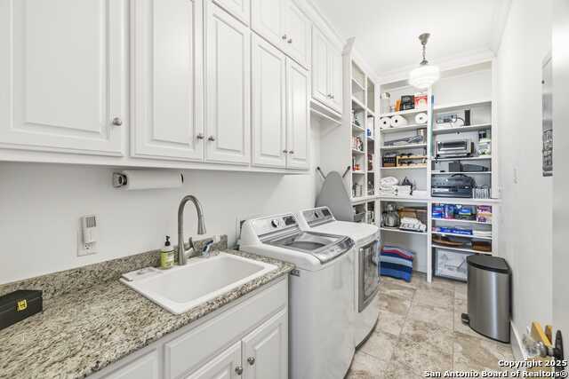 Listing photo id 25 for 150 St Andrews Loop E