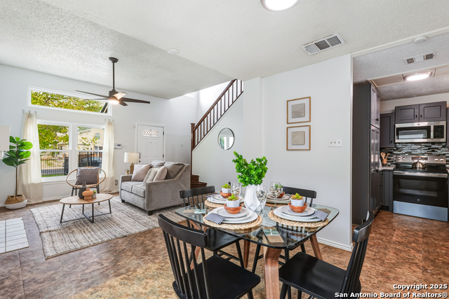 Image 11 of 30 For 2963 Ash Field