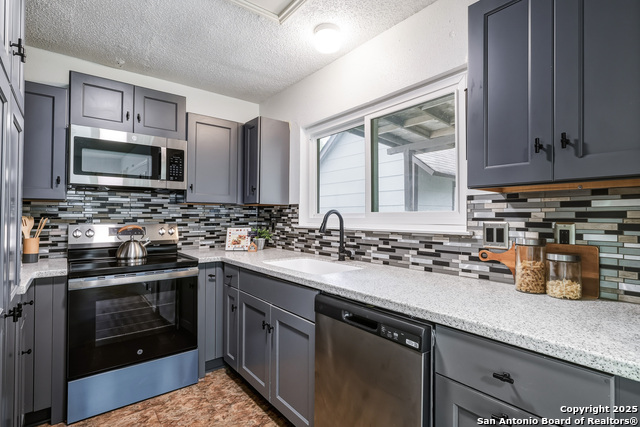 Image 12 of 30 For 2963 Ash Field