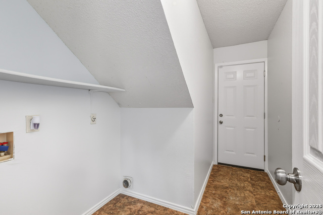 Image 18 of 30 For 2963 Ash Field