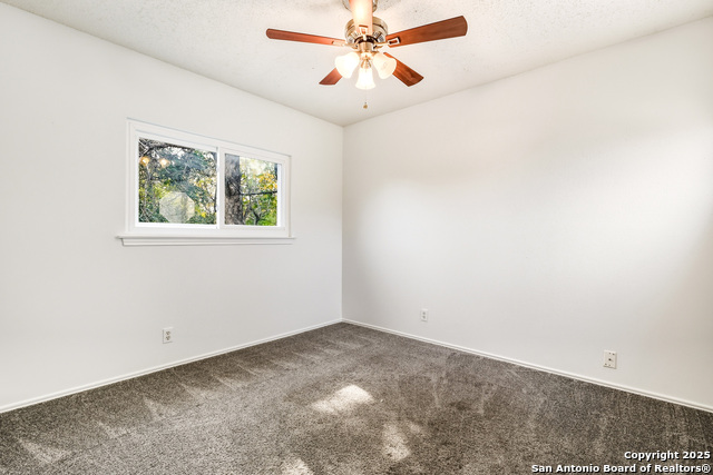 Image 21 of 30 For 2963 Ash Field