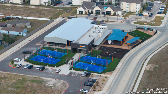 Image 19 of 23 For 2107 Hofstaat  # 38