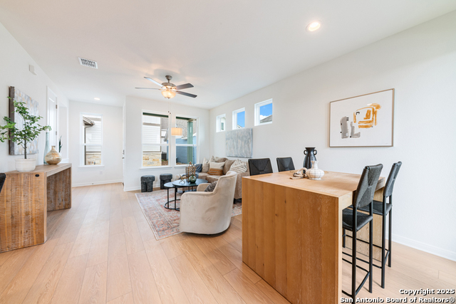 Image 8 of 23 For 2107 Hofstaat  # 38