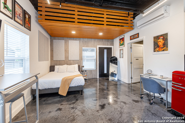 Image 13 of 29 For 811 Montana  1101