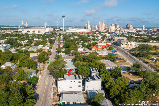 Image 25 of 29 For 811 Montana  1101