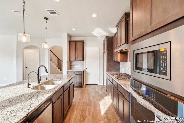 Image 10 of 45 For 7002 Comanche Star